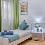 Spacious Garden View In Exclusive Complex