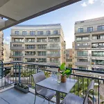 Spacious Garden View In Exclusive Complex *