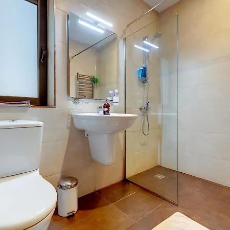 Spacious Pender Gardens With Private Balcony * San Giuliano