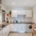 Spacious Garden View In Exclusive Complex Lejlighed *