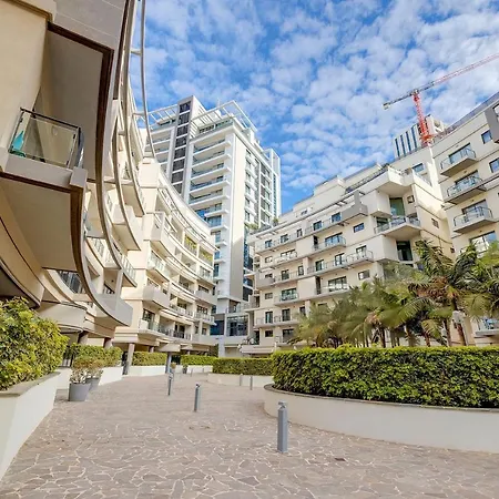 Spacious Garden View In Exclusive Complex * San Ġiljan