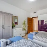 Spacious Garden View In Exclusive Complex Apartment *