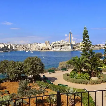 Apartman Spacious Pender Gardens Apt With Private Balcony San Ġiljan