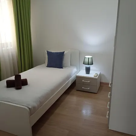 Spacious Pender Gardens Apt With Private Balcony San Ġiljan